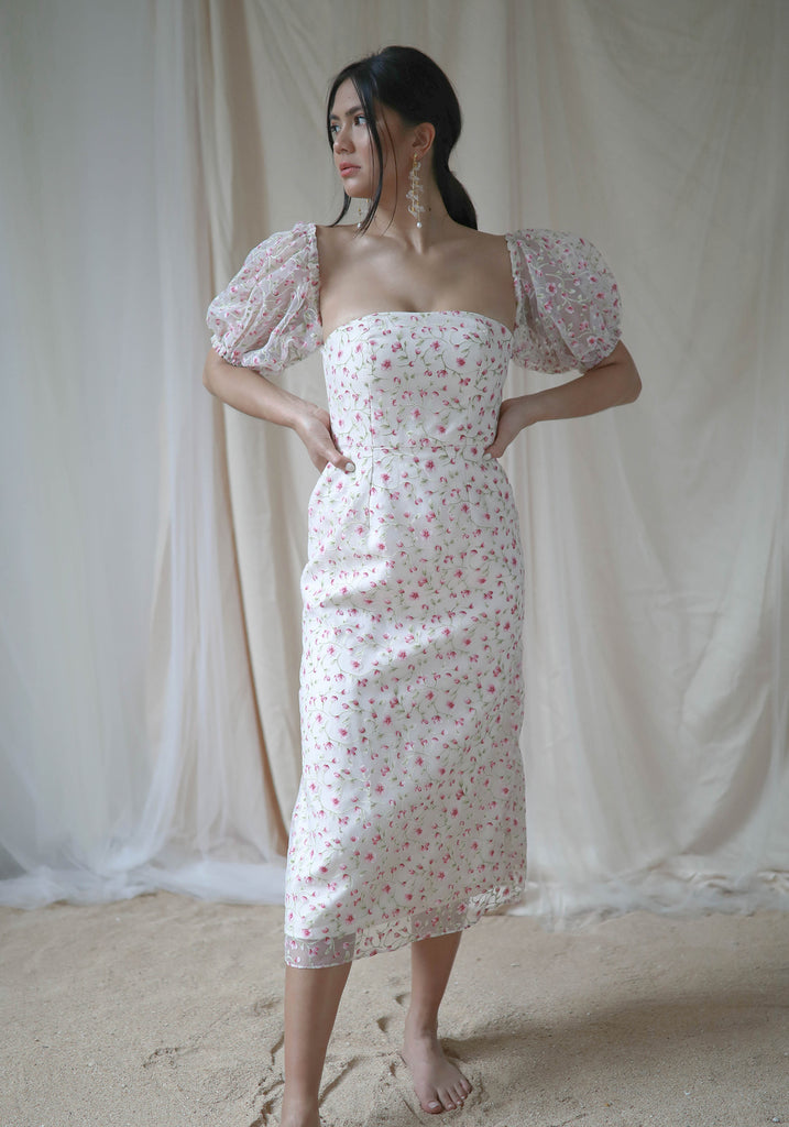 【新品未使用】　Acka pearl belted puff dress 新品未使用】 Acka pearl belted puff dress - メルカリ